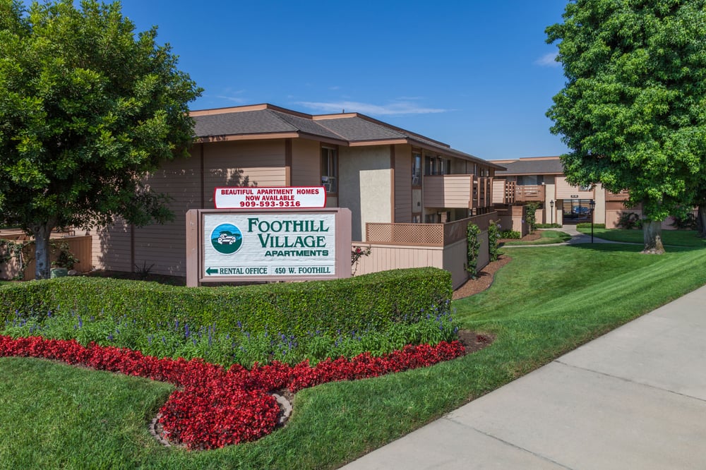 Foothill Village Apartments 19 Photos & 21 Reviews Apartments 450