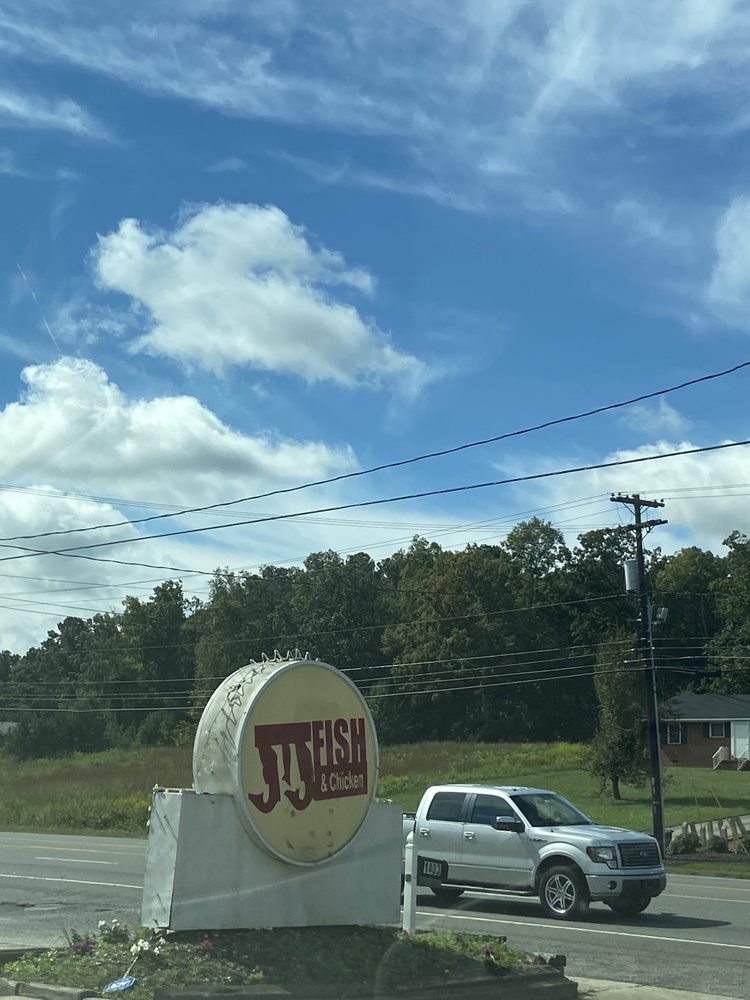 J & J Fish and Chicken