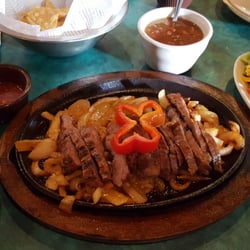 El Fenix Mexican Restaurant 22 Photos 90 Reviews Tex Mex Photo Of El Fenix Mexican Restaurant Denton Tx United States Beef Fajitas