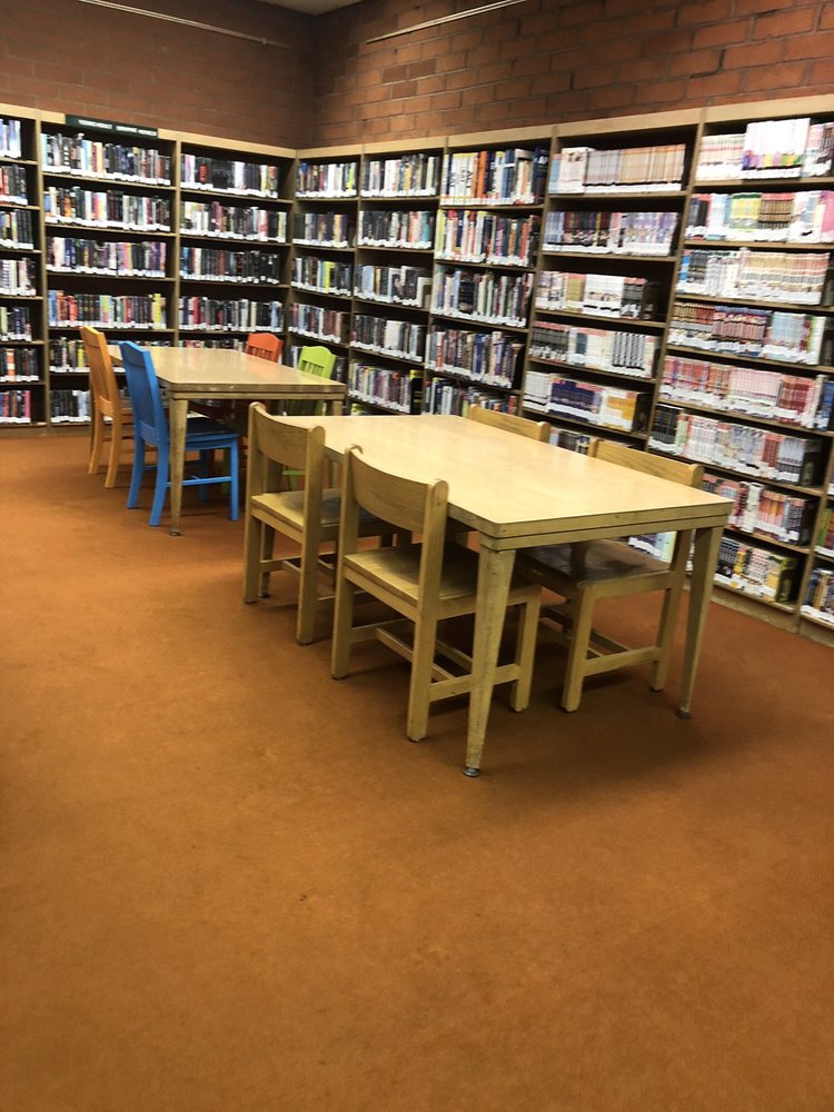 LA County Library - Hollydale Library