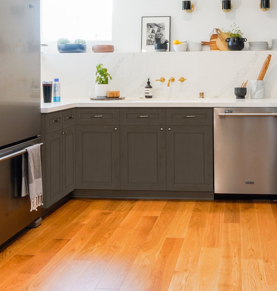 image of business Cabinets To Go - Holly Hill