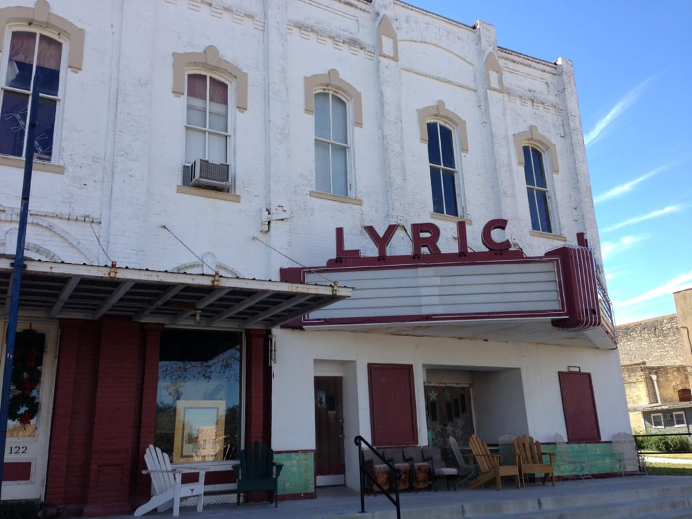 Railroad Track Cafe CLOSED 306 E North Main St, Flatonia, TX 2019