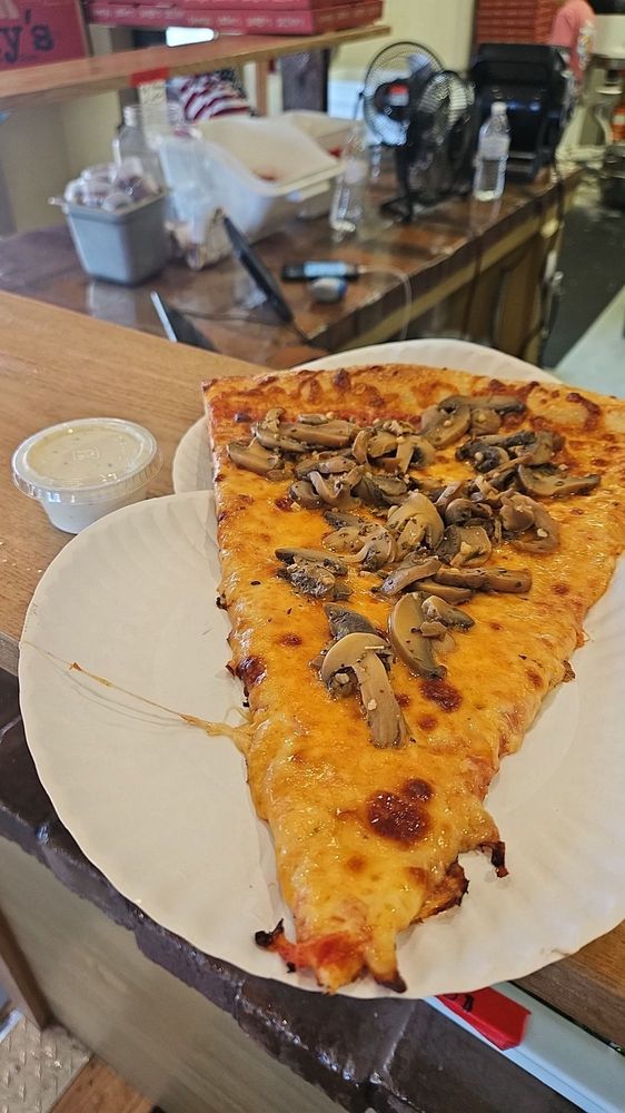 Benny Tesoros - Nags Head