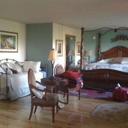West Winds Inn Closed Hotels 151 Smead Hill Rd Greenfield Ma Photo Of West Winds Inn Greenfield Ma United States Our Room
