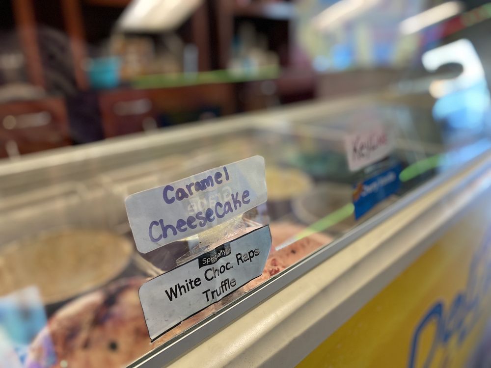 B&E Ice Cream & Coffee Shop