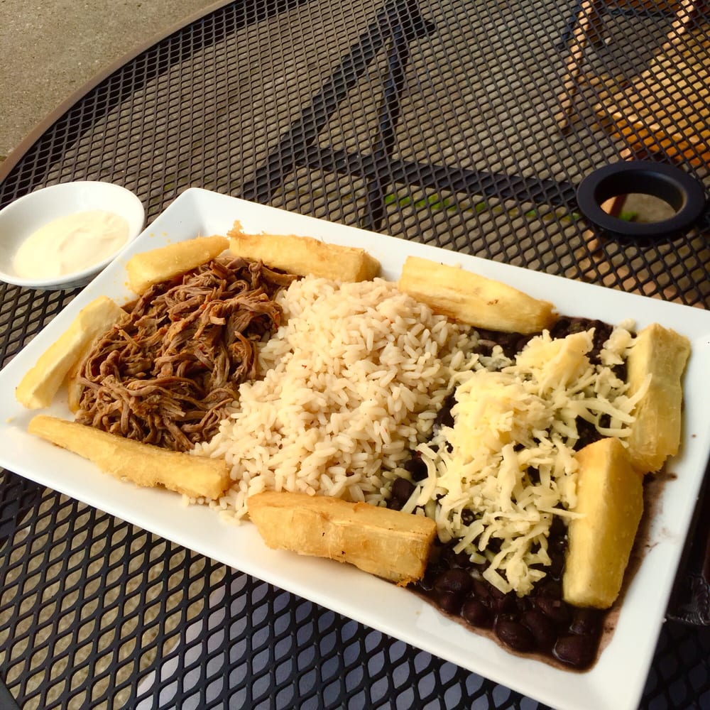 pabellon restaurant pittsburgh pabell 243 n criollo with fried yuca and garlic dipping sauce pabellon restaurant pittsburgh pabell 243 n criollo with fried yuca and garlic dipping sauce