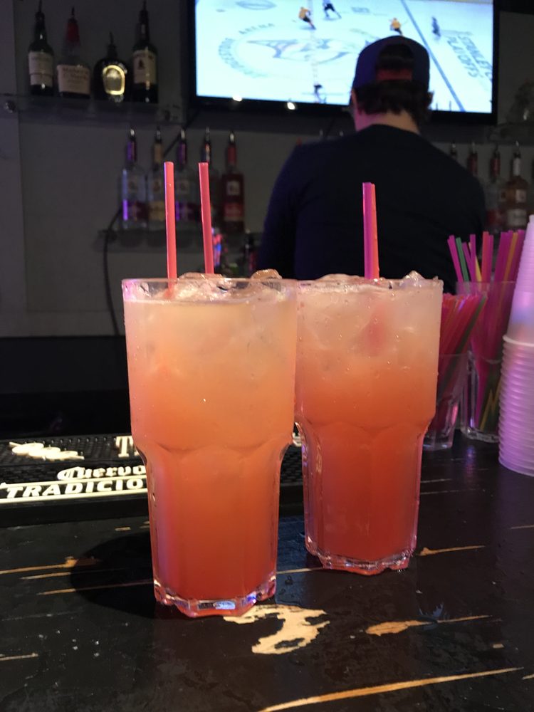 Rick’s American Cafe 68 Reviews Dance Clubs 611 Church St, South