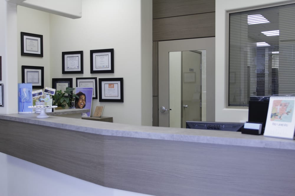 image of business Daniel H Lee, DDS