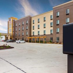 Comfort Suites La Vista Omaha 16 Photos Hotels 8121 Eastport Photo Of Comfort Suites La Vista Omaha Ne United States