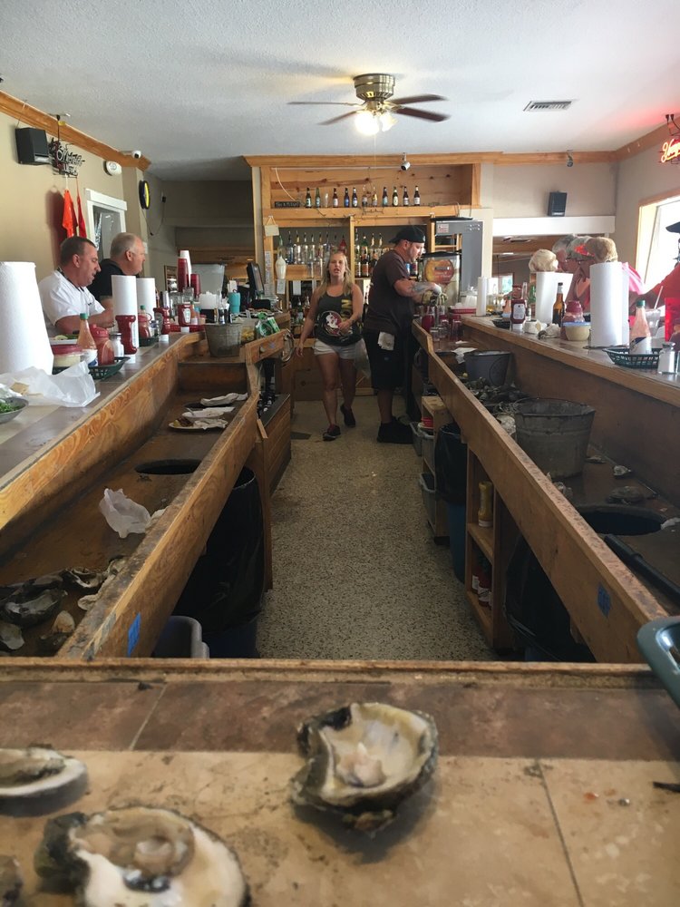 The Oyster Troff 24 Photos & 57 Reviews Seafood 936 N Bay St