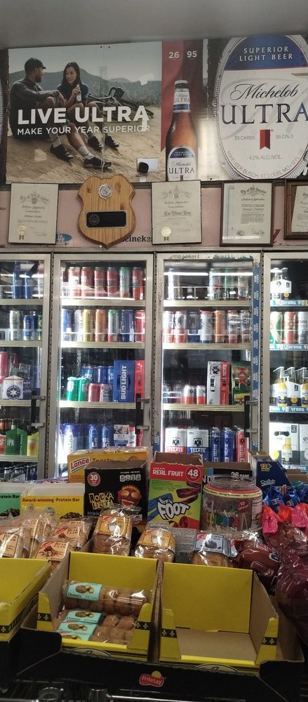 Johnnie's Market