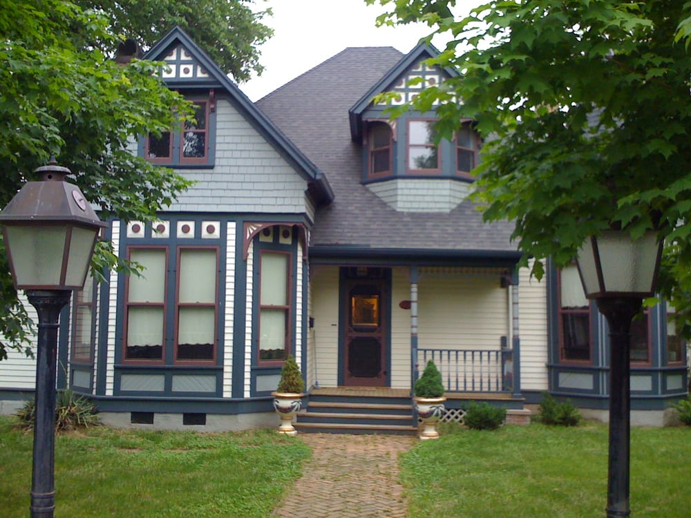 Laughlin House Bed and Breakfast 18 Photos Bed & Breakfast 102 NW