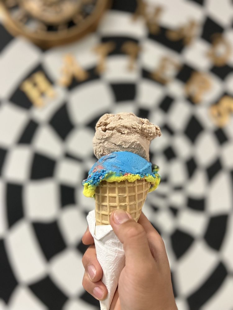 Mad Hatters Ice Cream Shop