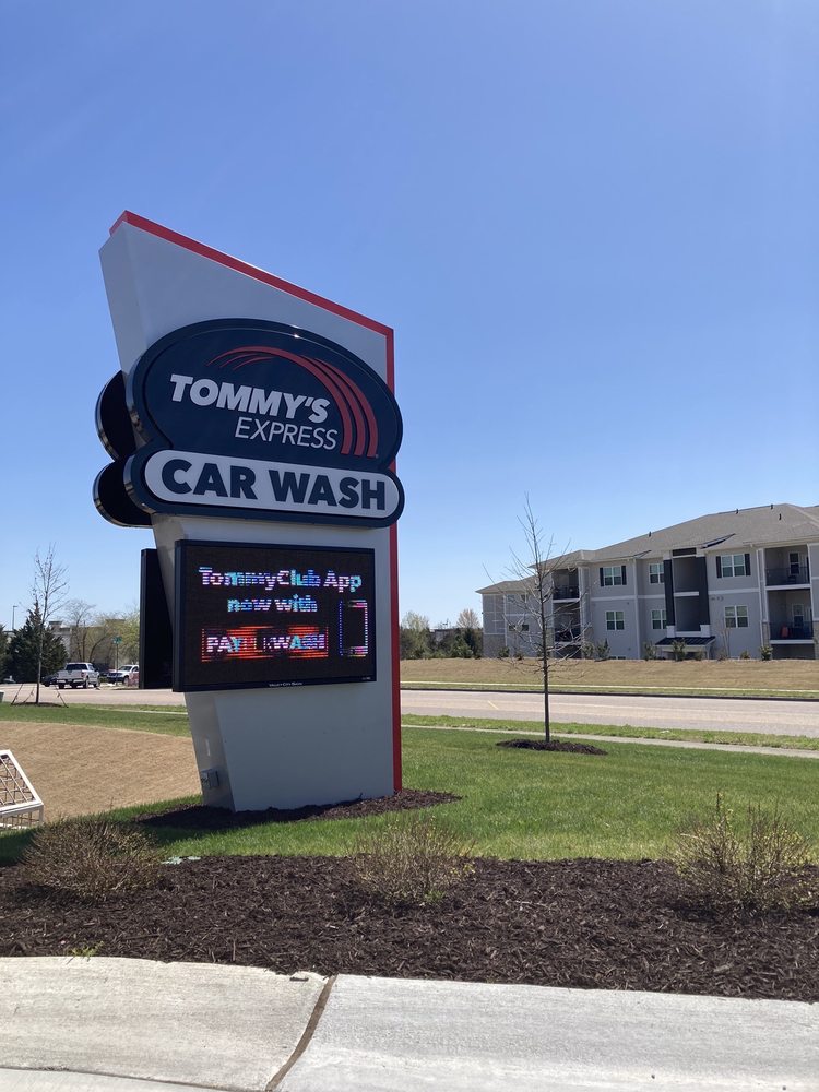 Tommy's Express® Car Wash