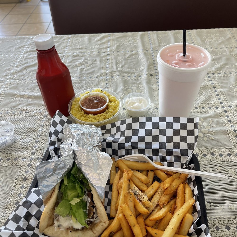 Savvas Greek Cuisine & Grill