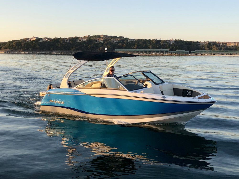 Freedom Boat Club