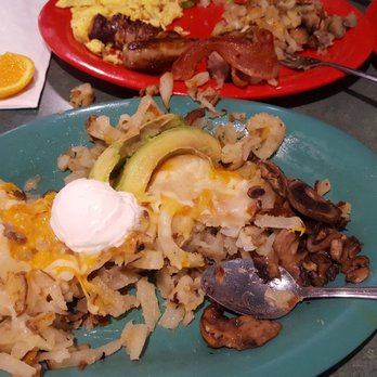 The Potholder Cafe 598 Photos 950 Reviews Diners 3700 E Photo Of The Potholder Cafe Long Beach Ca United States Shareable Potatoes