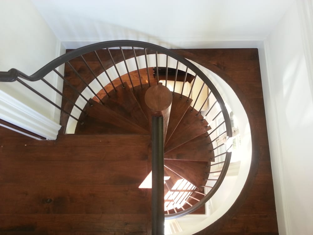 image of business Almahdi Hardwood Flooring