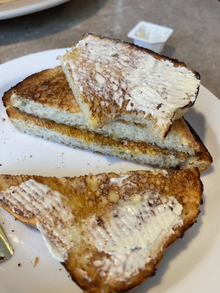 Benedict's Family Restaurant