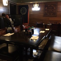 Sushi Teri 147 Photos 223 Reviews Anese 5746 Calle Real Photo Of Sushi Teri Goleta Ca United States Decently Lit This