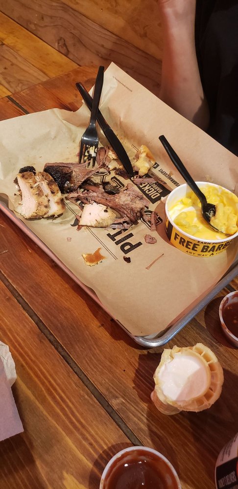 Dickey's Barbecue Pit