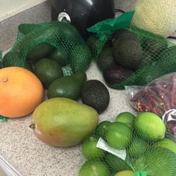 Photo of HWY 76 Fruitstand - Fallbrook, CA, United States. My haul