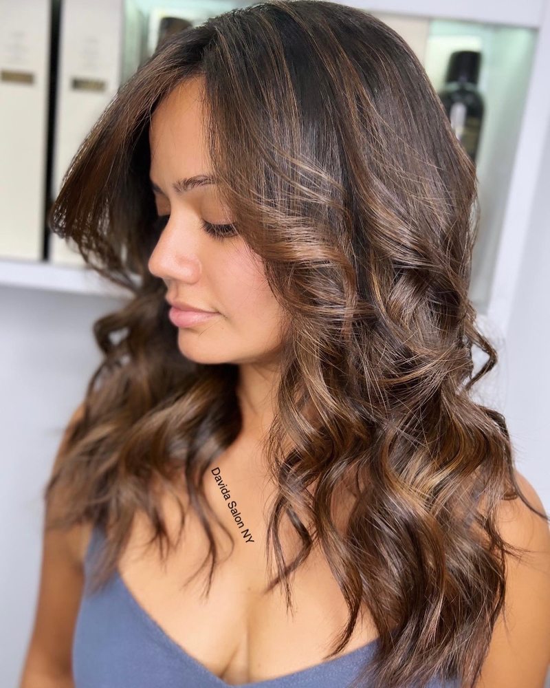 Davida Salon