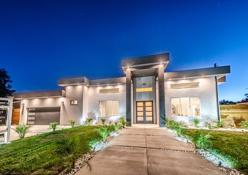 image of business LUX Construction