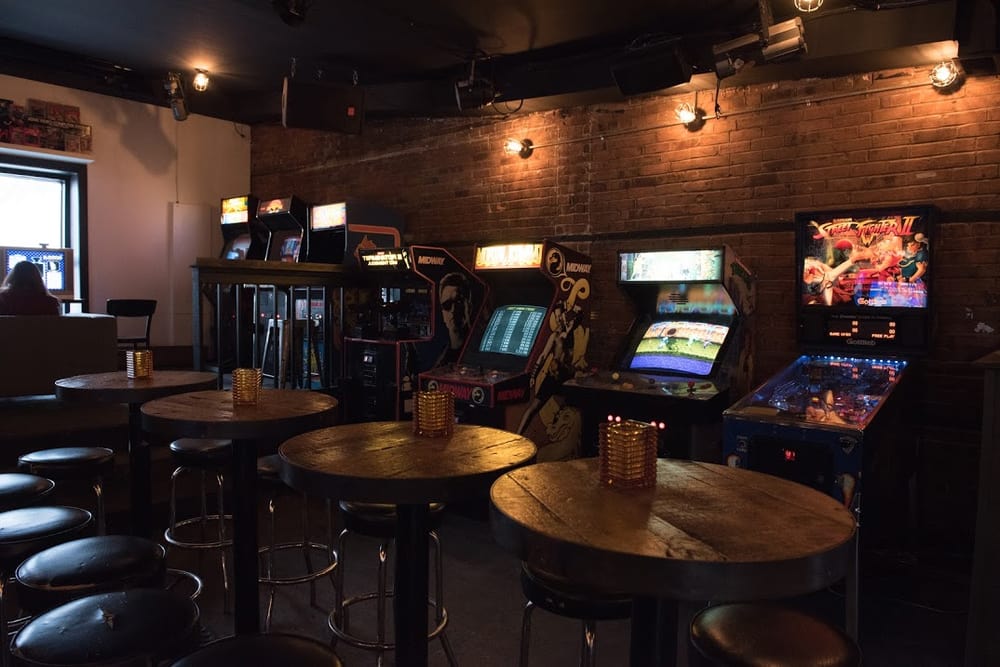 Arcade MTL 30 photos & 12 avis Bars 2031 Rue SaintDenis, Ville