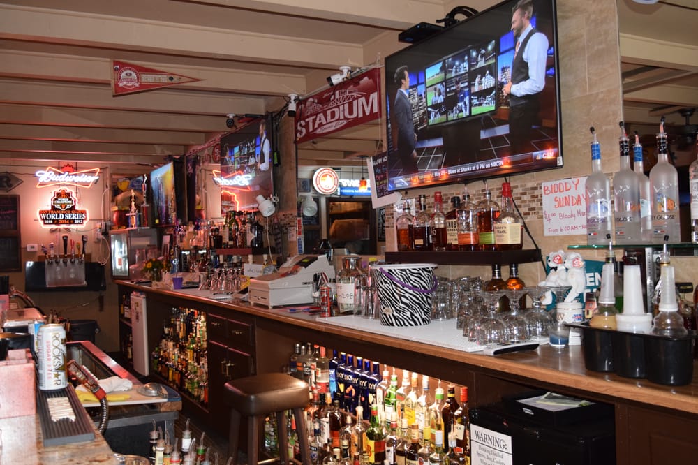 Bert’s Stadium Sports Bar 36 Photos & 67 Reviews Sports Bars 208
