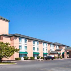 Sleep Inn Suites 35 Photos Hotels 1761 Meijer Circle Oregon Photo Of Sleep Inn Suites Oregon Oh United States