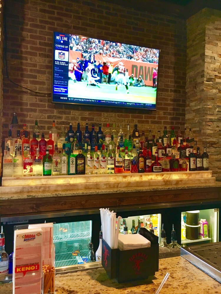 The Place Tavern 24 Photos & 28 Reviews Sports Bars 5886 Wendy