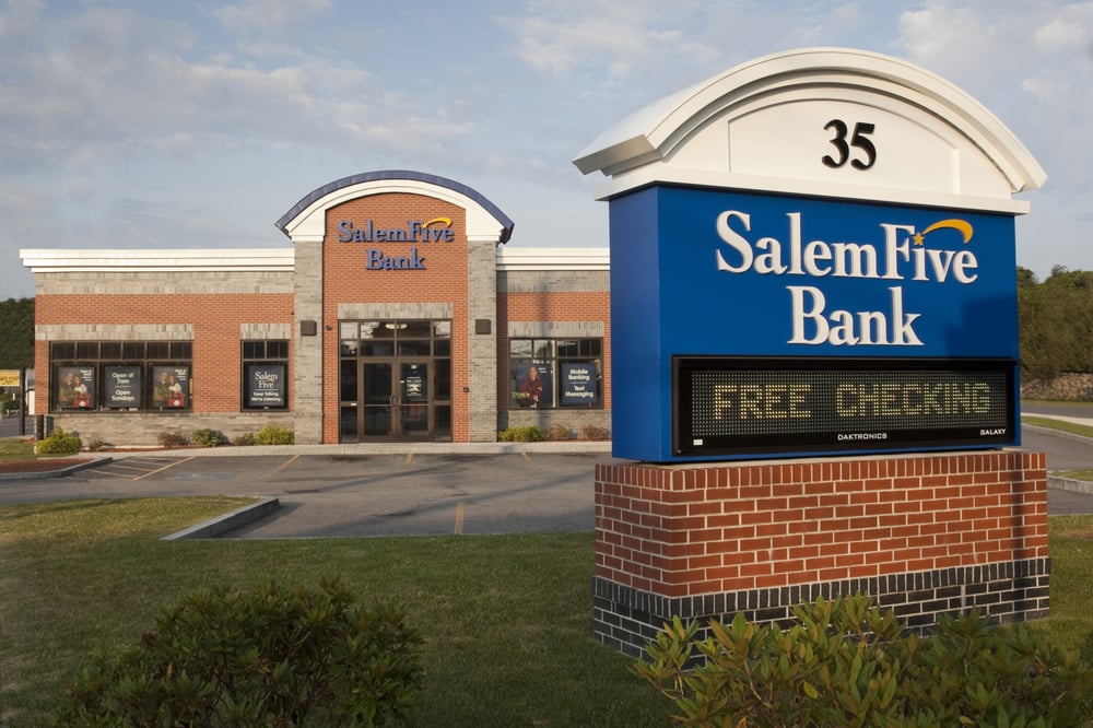 Salem Five Bank Banks & Credit Unions 35 Boston St, Lynn, MA