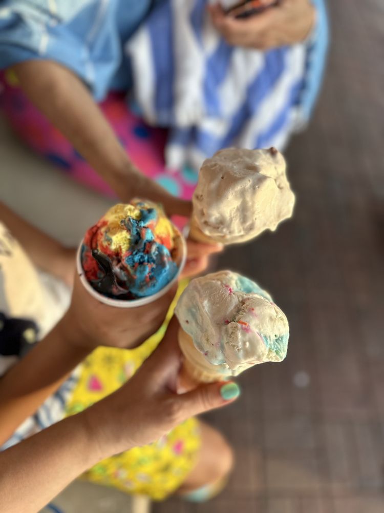 Beebe's Ice Cream Image