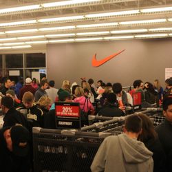 nike outlet store near me