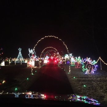 Chad's Winter Wonderland - 11 Photos - Local Flavor - 791 Old Photo of Chad's Winter Wonderland - Lebanon, TN, United States. Drive thru light - Chad's Winter Wonderland - 11 Photos - Local Flavor - 791 Old