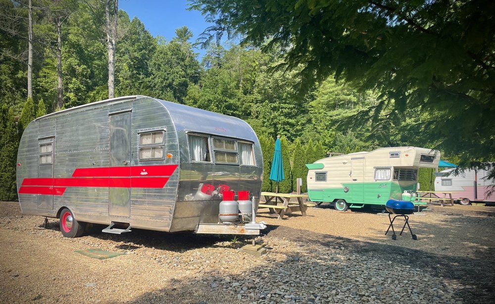 JuneBug Retro Resort