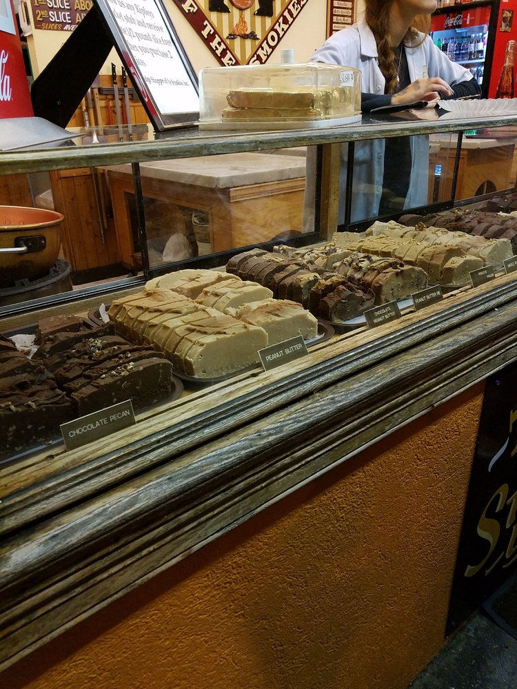 Fudge Shoppe of the Smokies Candy Stores 812 Pkwy, Gatlinburg, TN
