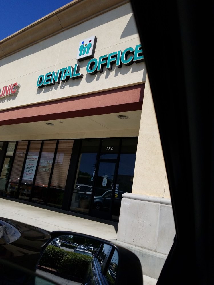 image of business Lezita Go-Reyes DMD