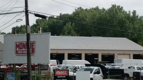 Monroe Truck Equipment >> Monroe Truck Equipment Truck Rental 812 Draper Ave Joliet Il Monroe Truck Equipment >> Monroe Truck Equipment Truck Rental 812 Draper Ave Joliet Il