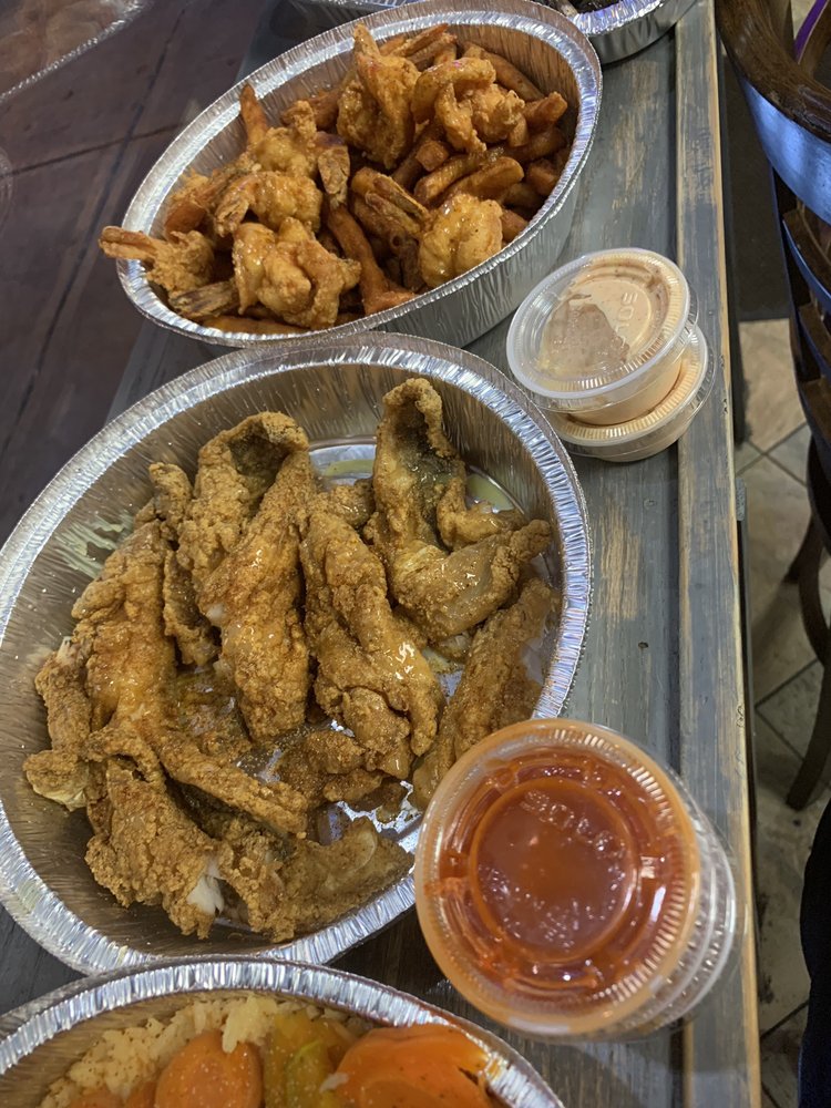 Bucas's Seafood and More