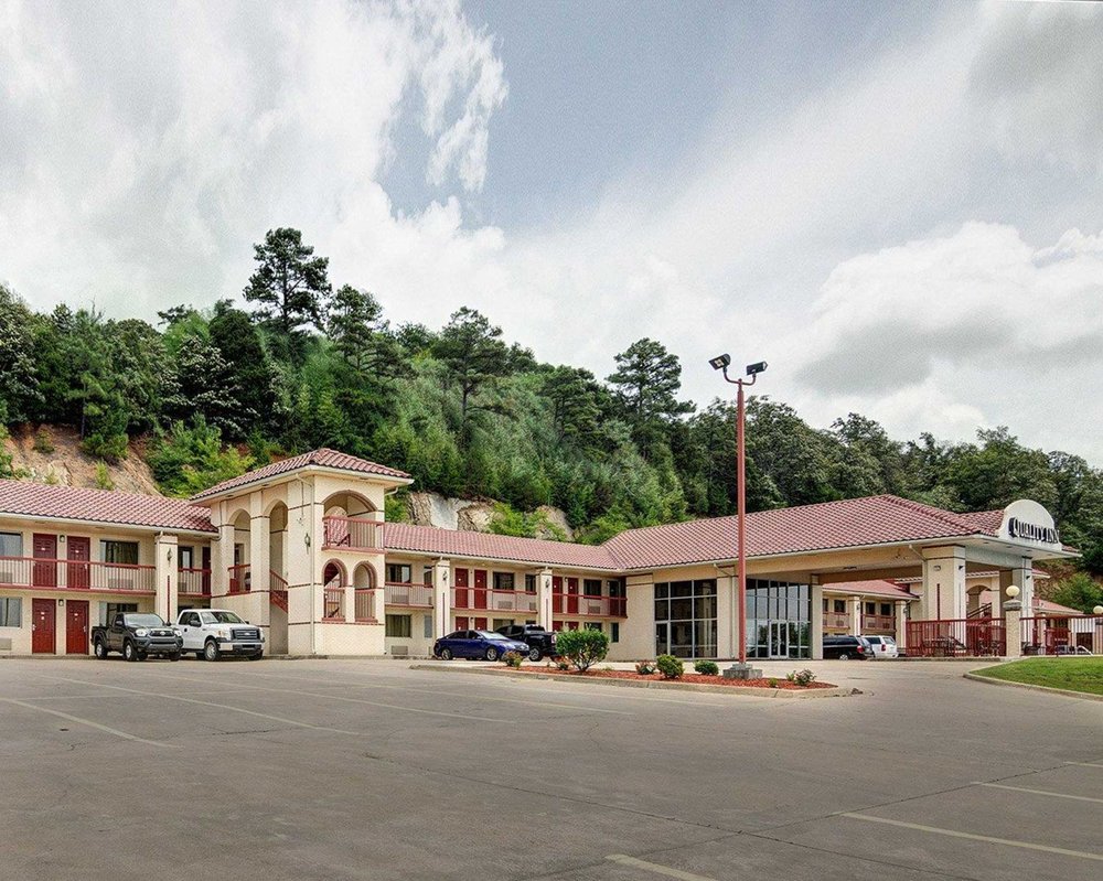 Quality Inn 16 Photos Hotels 150 Skyline Drive Conway Ar Quality Inn 16 Photos Hotels 150 Skyline Drive Conway Ar Phone Number Yelp