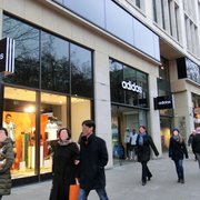adidas shop - 10 Fotos & 19 Beiträge - Sportbekleidung ... adidas shop - 10 Fotos & 19 Beiträge - Sportbekleidung ...
