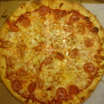 Hometown Pizza Of Bristol 90 Burlington Ave Rt 69 Photo Of Hometown Pizza Bristol Ct United States Large Pepperoni