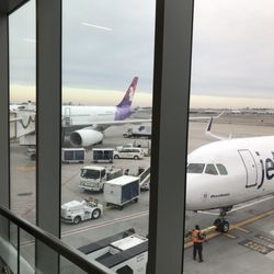 Jfk Airport Terminal 5 897 Photos 696 Reviews Jfk Airport Terminal 5 897 Photos 696 Reviews Terminals John F Kennedy Jamaica Ny Phone Number Yelp