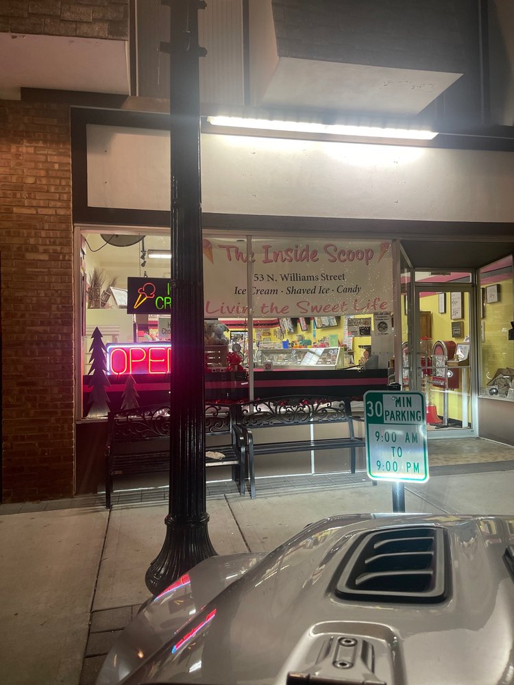 The Inside Scoop Ice Cream & Candy Shop, Crystal Lake Roadtrippers