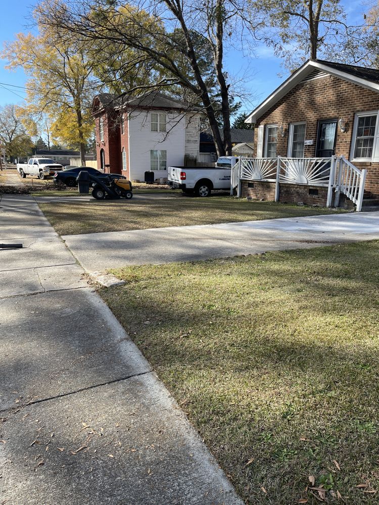 Rojas Exclusive Lawn Care