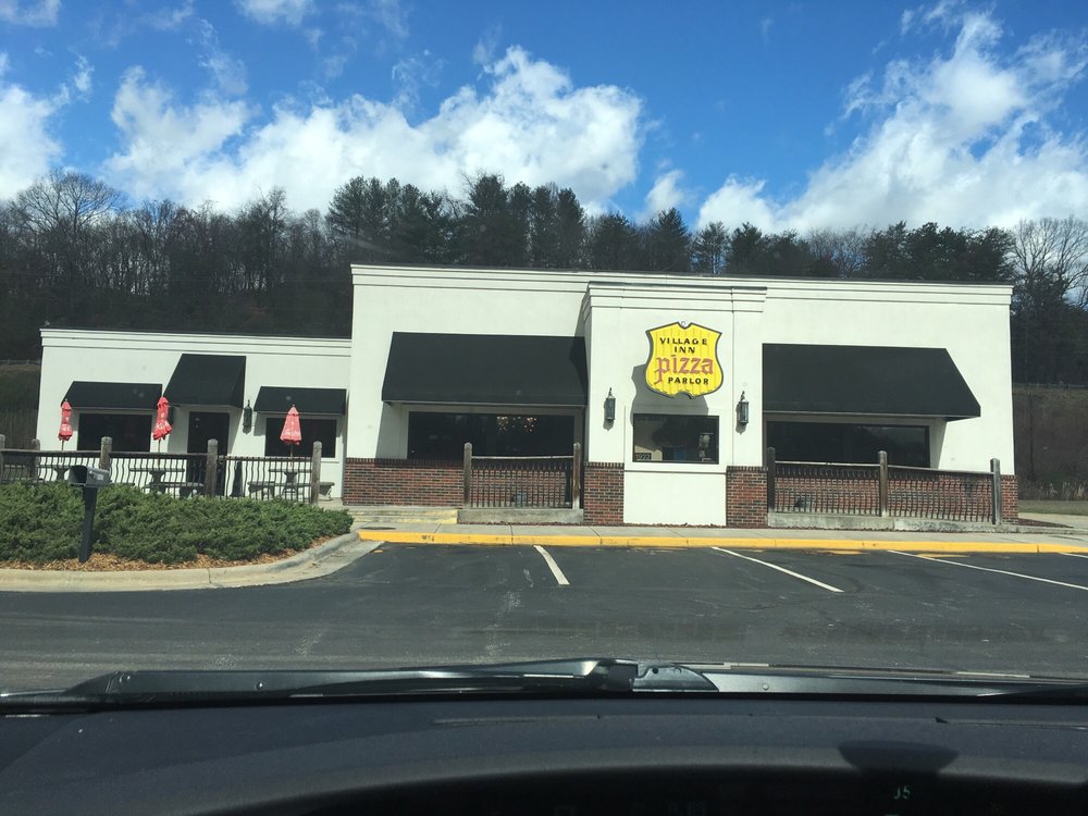 Village Inn Pizza Parlor Pizza 1922 W Park Dr, North Wilkesboro, NC