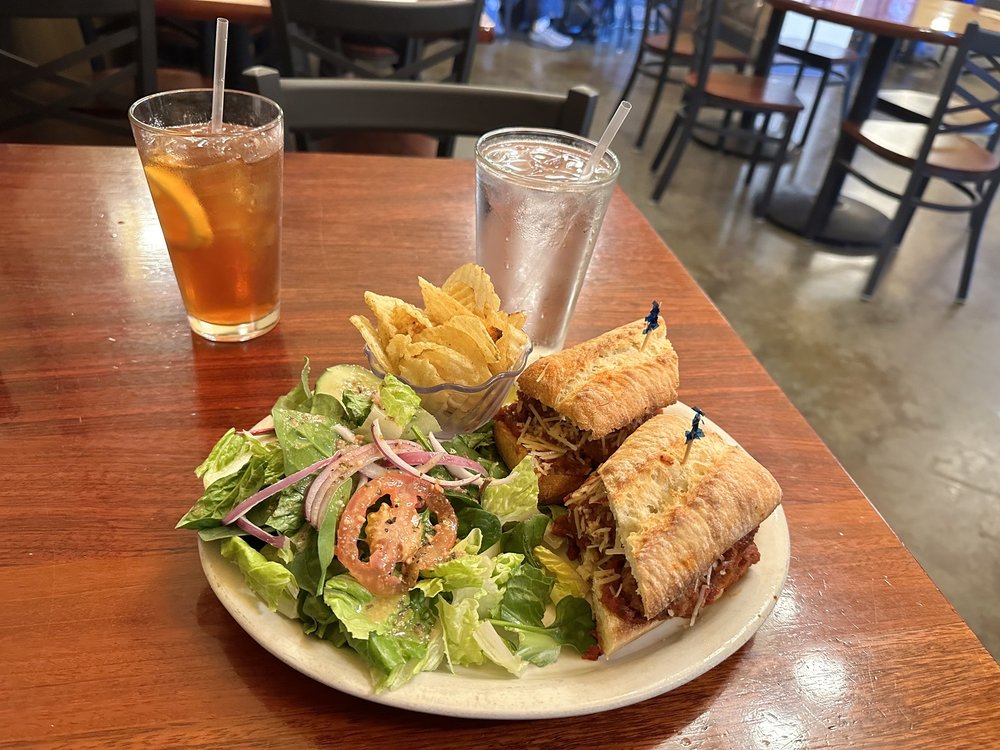 Cosmo's Ristorante & Delicatessen