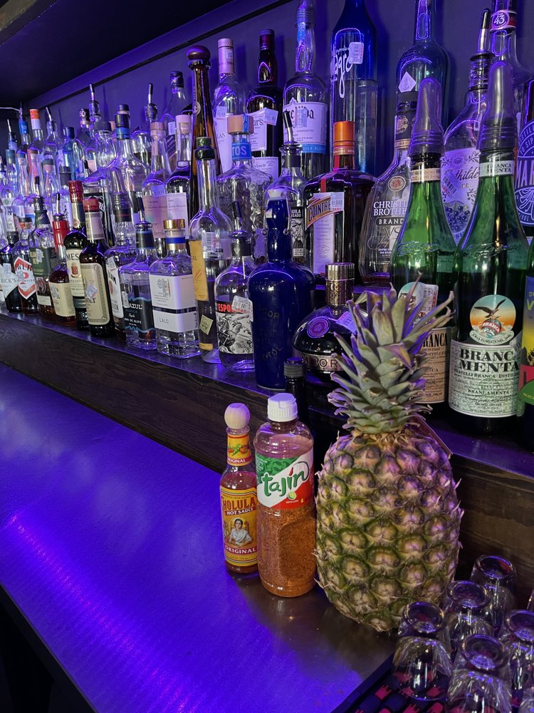 Little Drinks Lounge